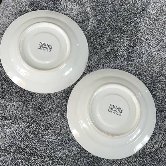 SET OF TWO (2) CERAMIC SAUCERS HOLLY BERRY TABLETOPS UNLIMITED,  VINTAGE 80’S - Picture 7 of 8